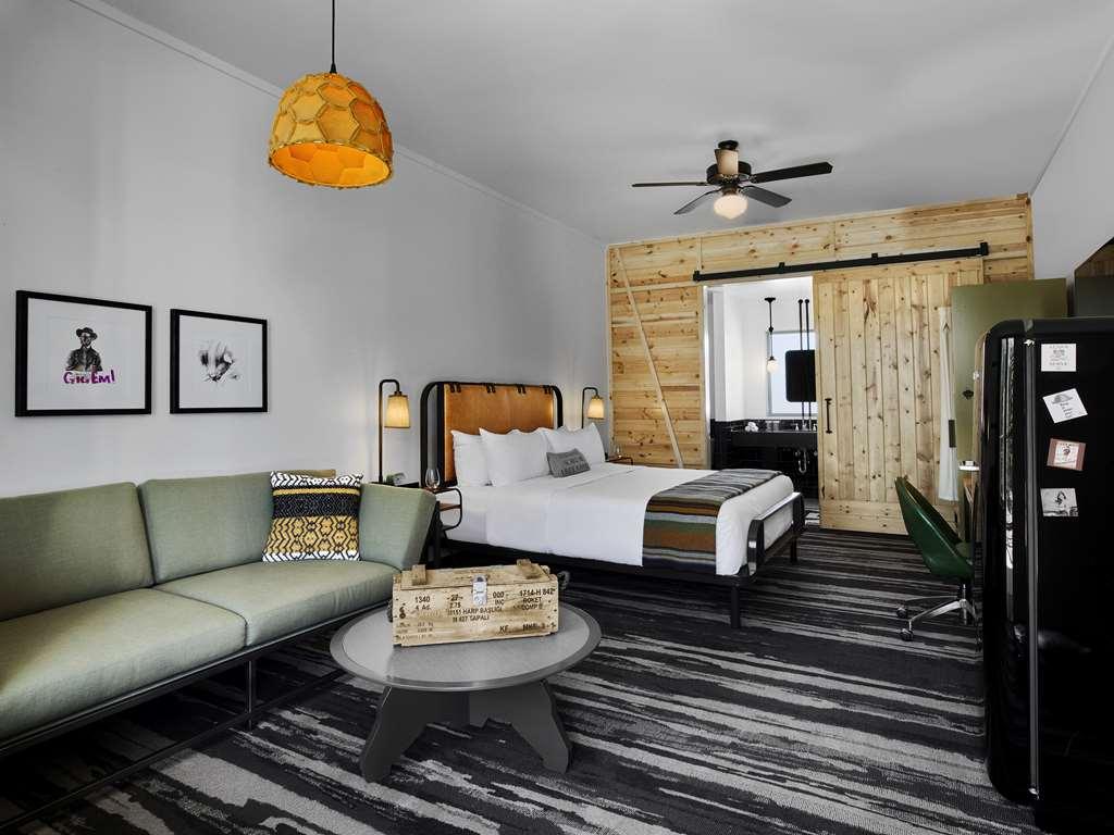 คาวัลรี คอร์ต, บาย วาเลนเซีย โฮเทล กรุ๊ป Hotel คอลเลจสเตชัน ห้อง รูปภาพ