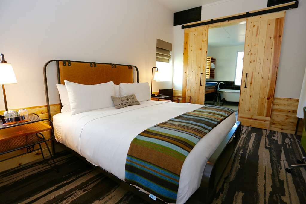 คาวัลรี คอร์ต, บาย วาเลนเซีย โฮเทล กรุ๊ป Hotel คอลเลจสเตชัน ห้อง รูปภาพ